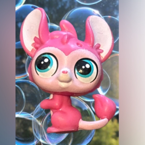 Copy - LPS 4 Assorted Cute Characters - Picture 2 of 13